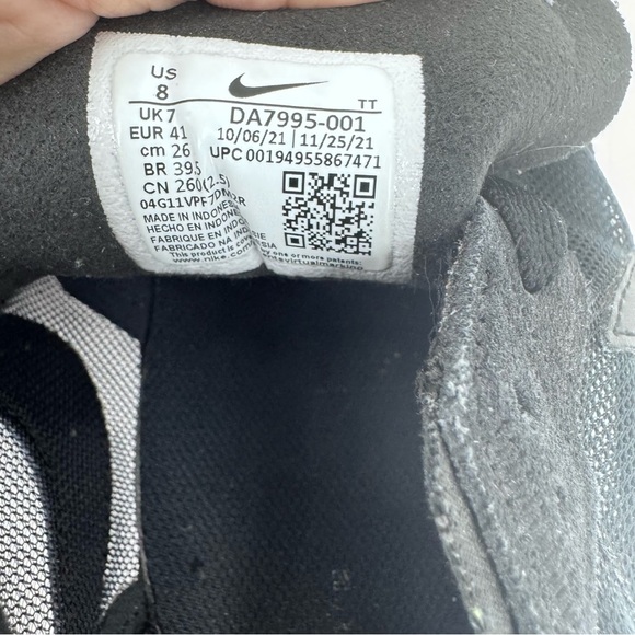 Nike Waffle One‎ Black and White Classic running shoes - Picture 7 of 8